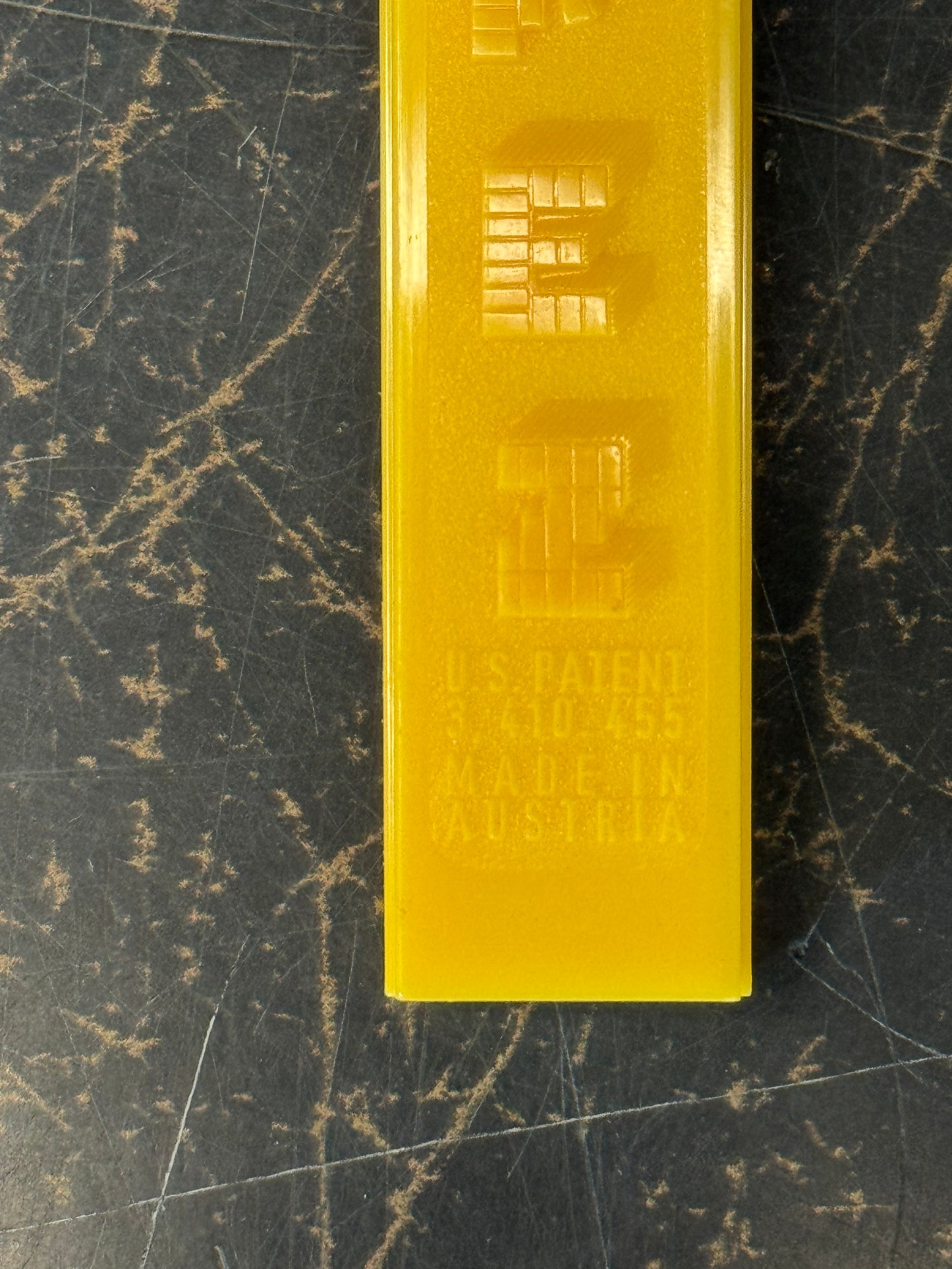 Vintage Genie Maharaja Pez Dispenser- Made In Austria (No Feet)