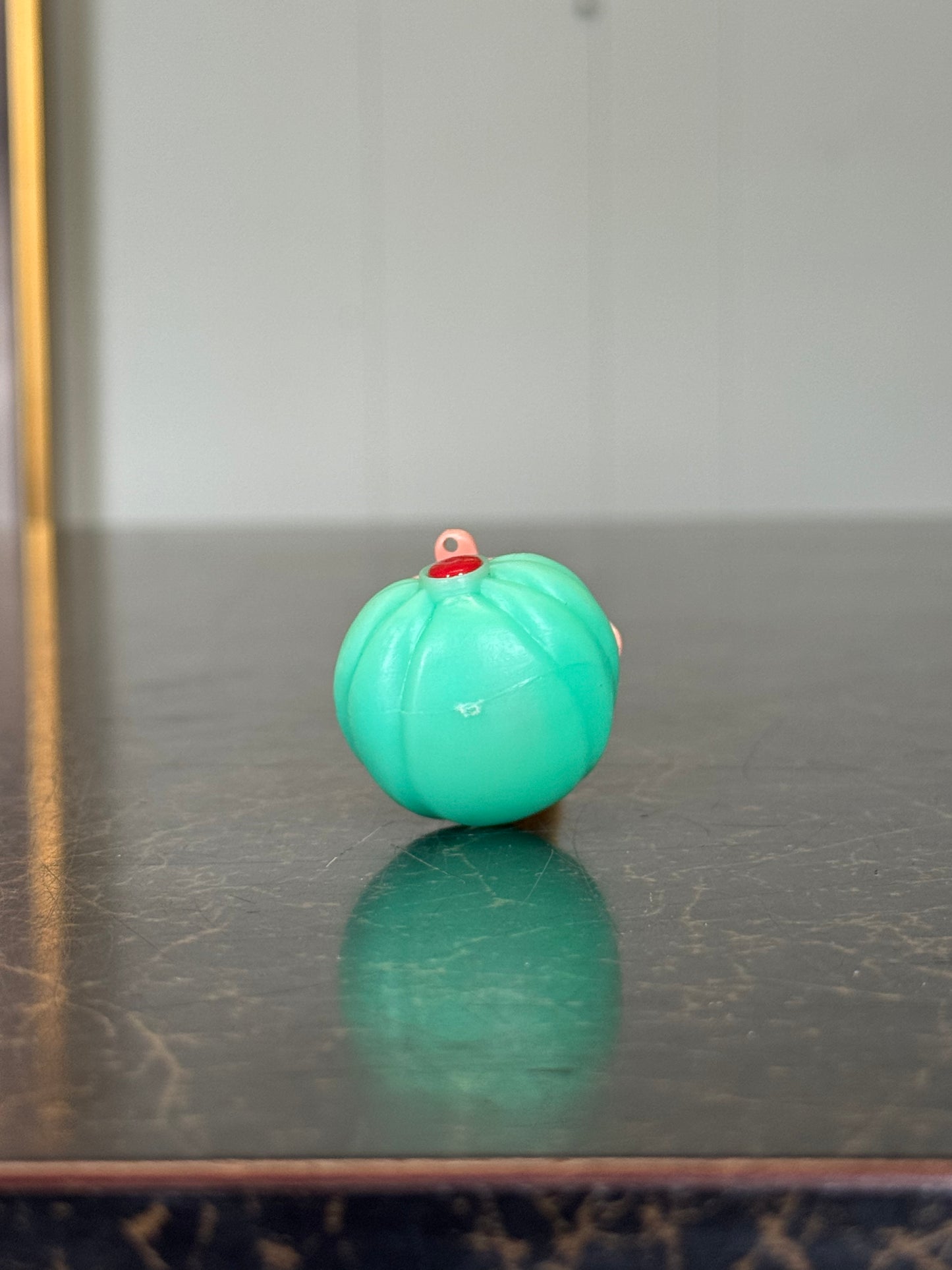 Vintage Genie Maharaja Pez Dispenser- Made In Austria (No Feet)