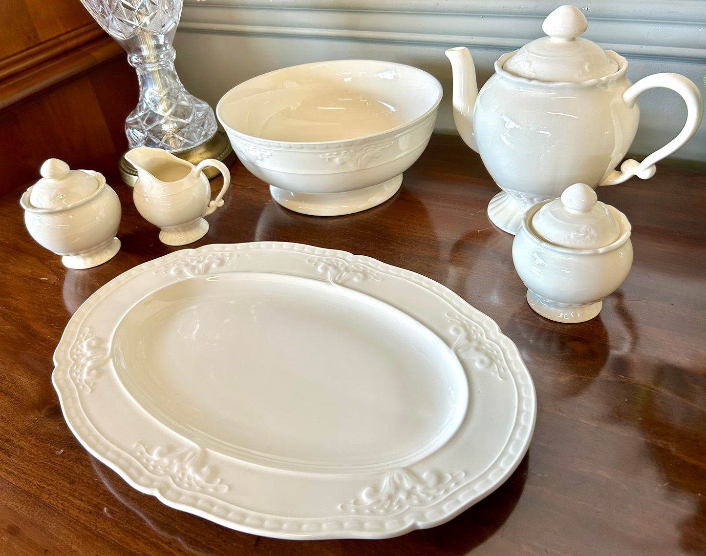 151-Piece Italian China Set, Divina By Wald Creamware; Dishes, Bowls, Teapot, more, with Beautiful Embossed Rim