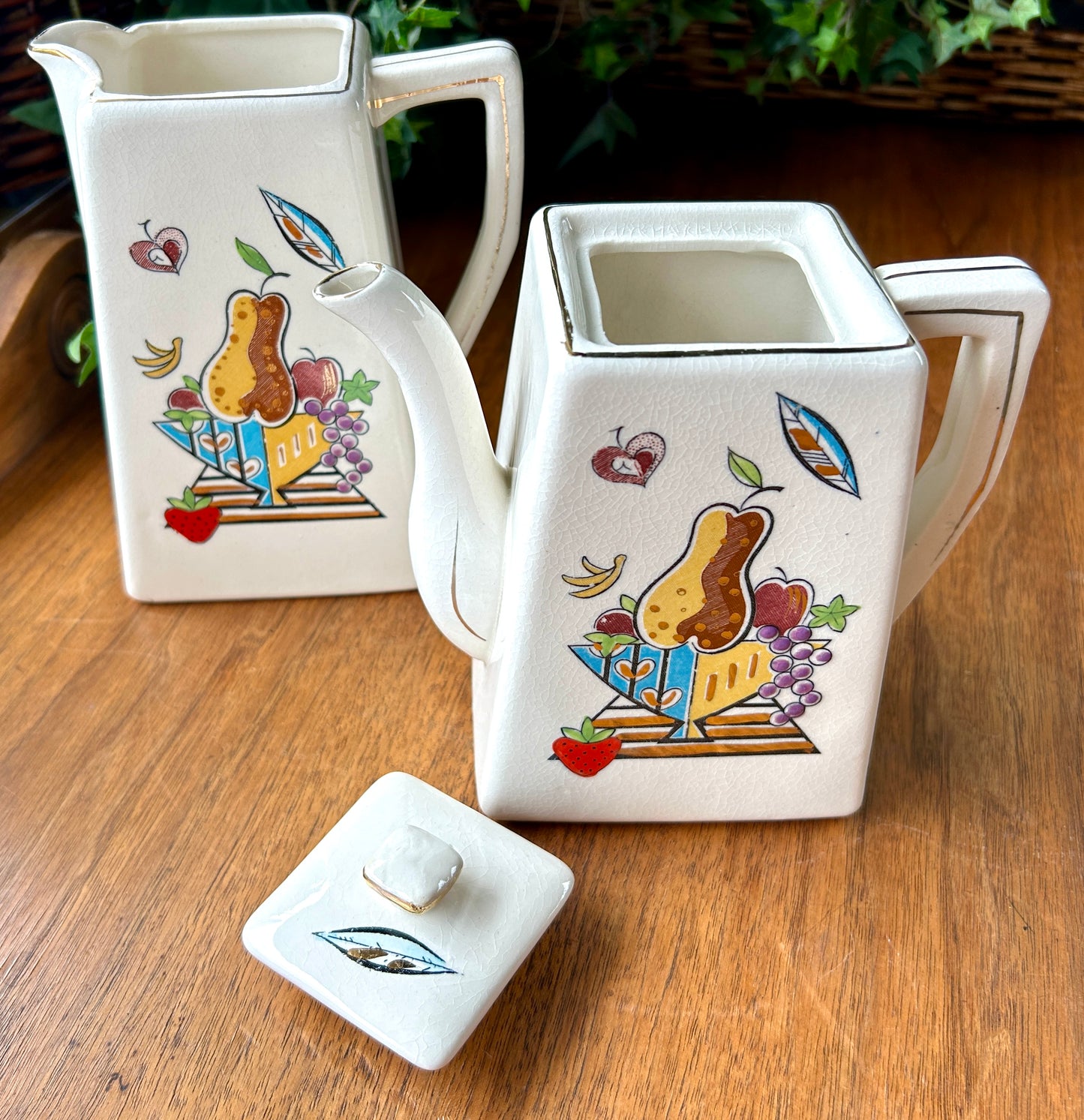 Pair of MCM 1960s Thames Hand Painted, Angular Coffee Pot and Tea Pot with Lid