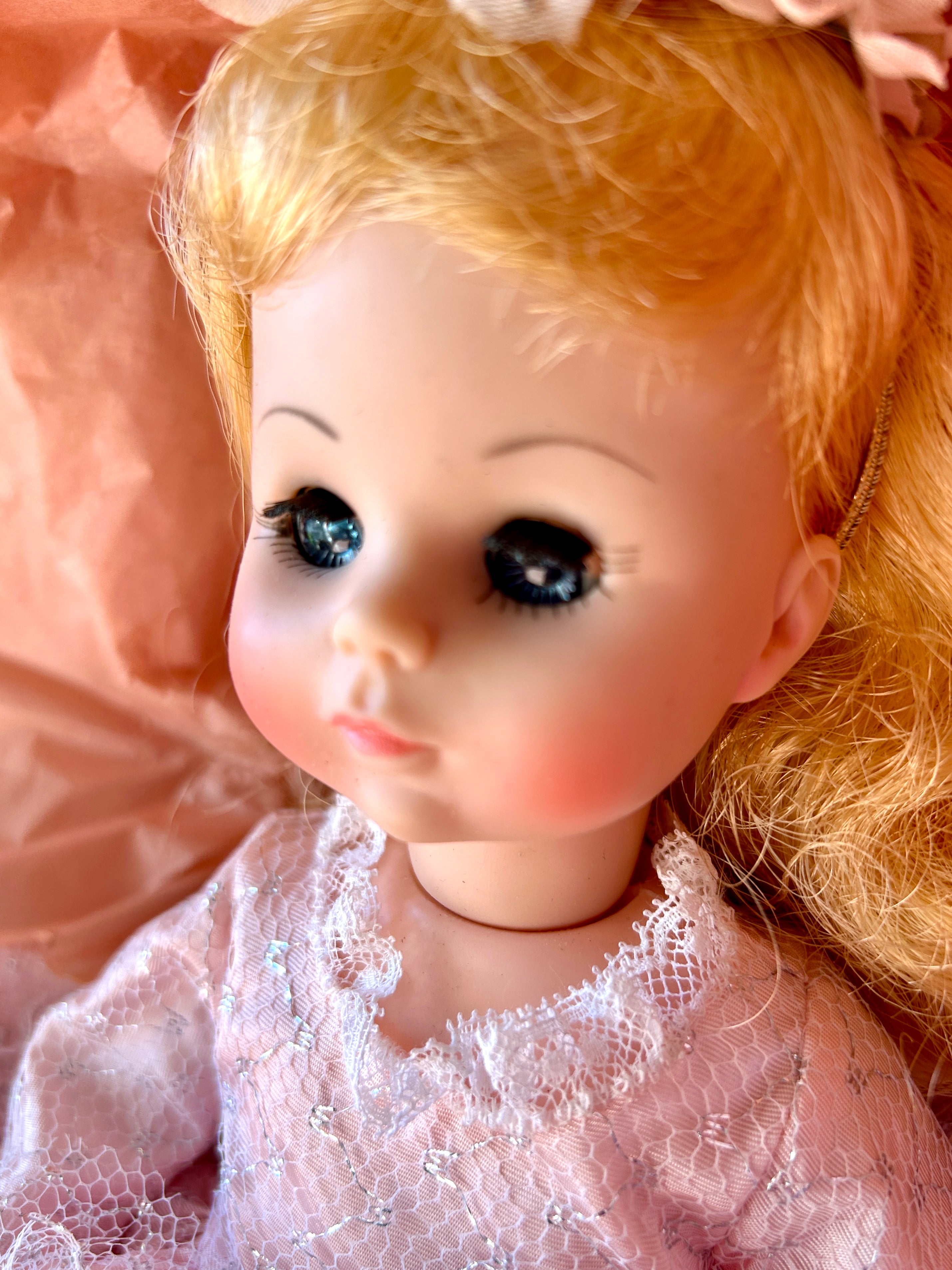 Beautiful 1950s Vintage Madame Alexander Doll, Cinderella, In Original Box,  Made in New York