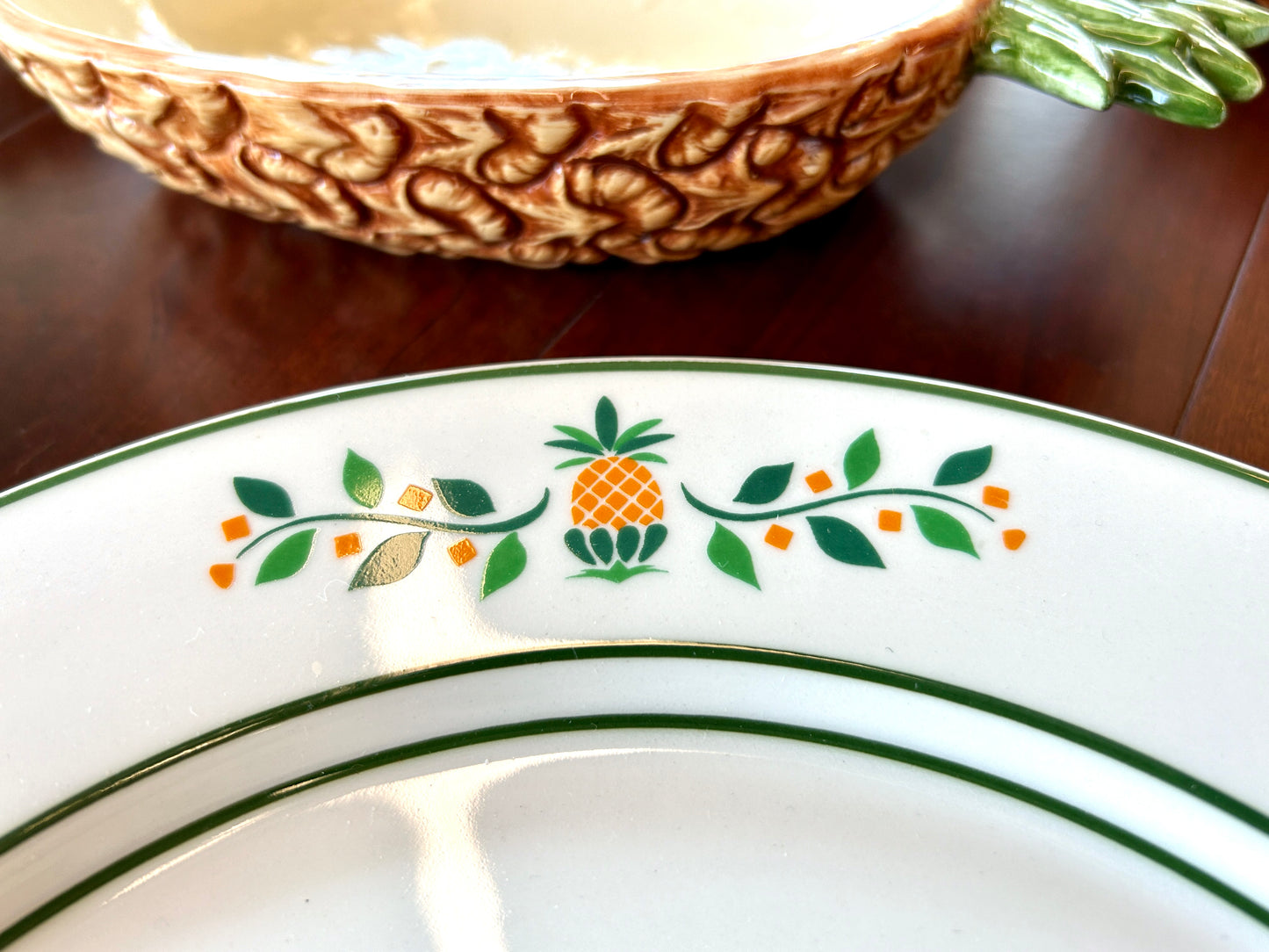 1960s Vintage Pineapple Place Setting For 4, by International Ceramics, 20 Pieces, Plus 4 Accent Bowls and Brass Trivets