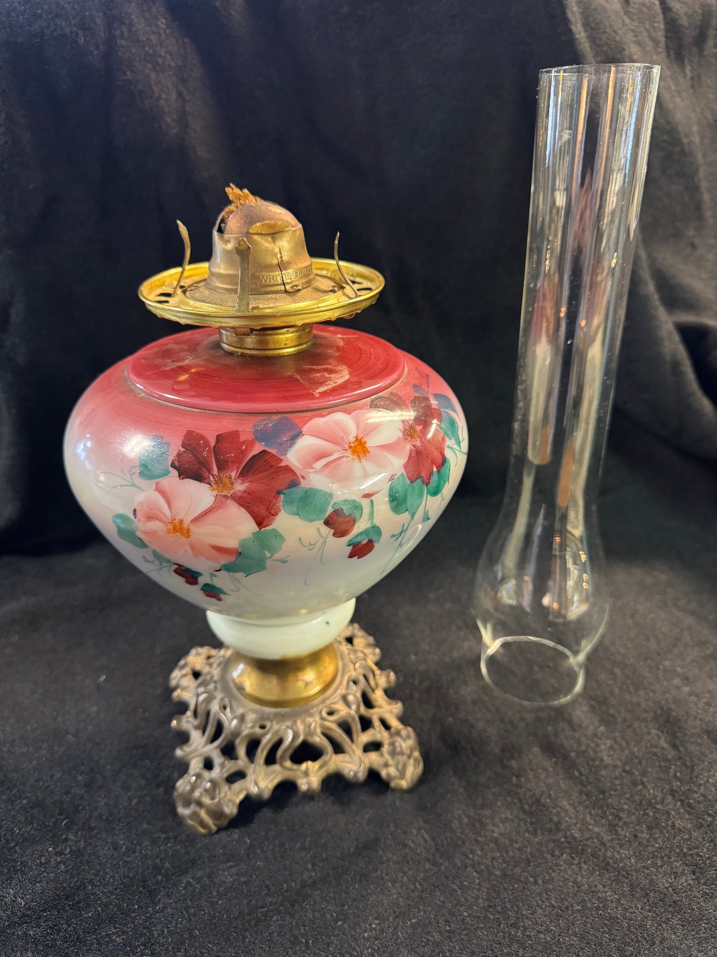 Elegant Floral Designed Hand-Painted Oil Lamp