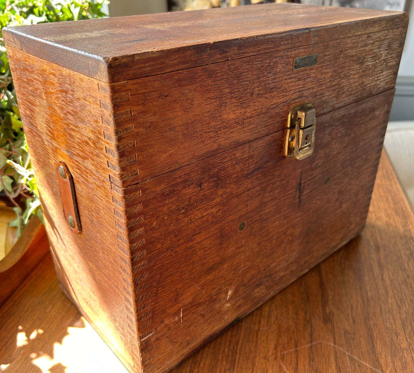 Vintage 1960s Dietzgen 6300 Builder's Level in Oak Case w Manual, Plumbs, Stand, with Keuffel & Esser Co Manual, Plumb Bobs, Sun Shade, Key