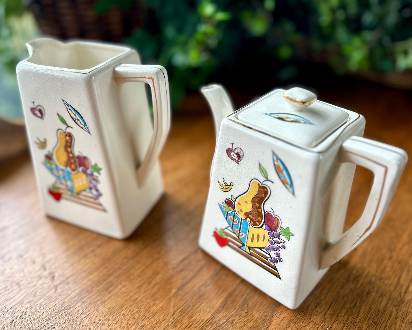 Pair of MCM 1960s Thames Hand Painted, Angular Coffee Pot and Tea Pot with Lid