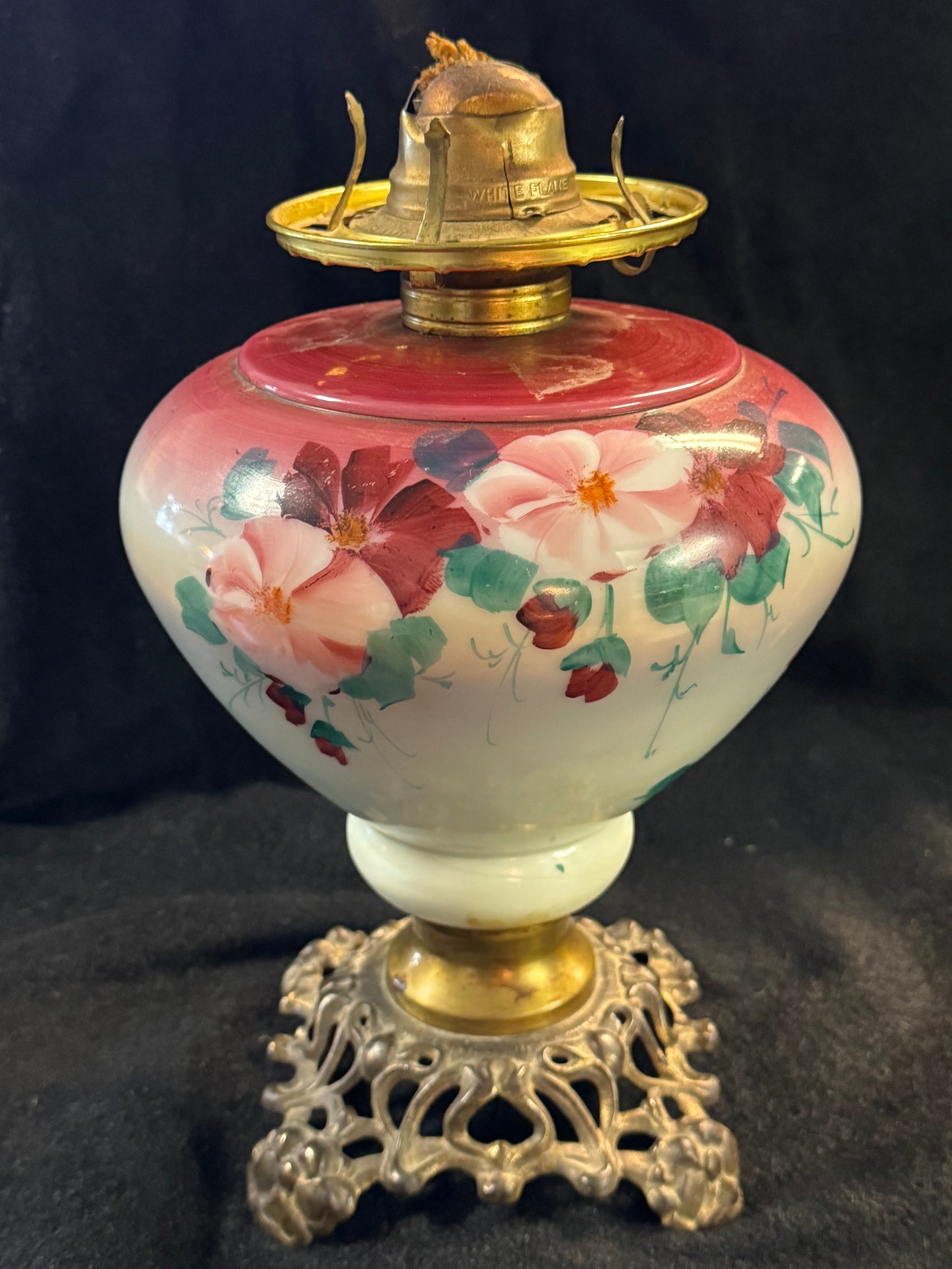 Elegant Floral Designed Hand-Painted Oil Lamp