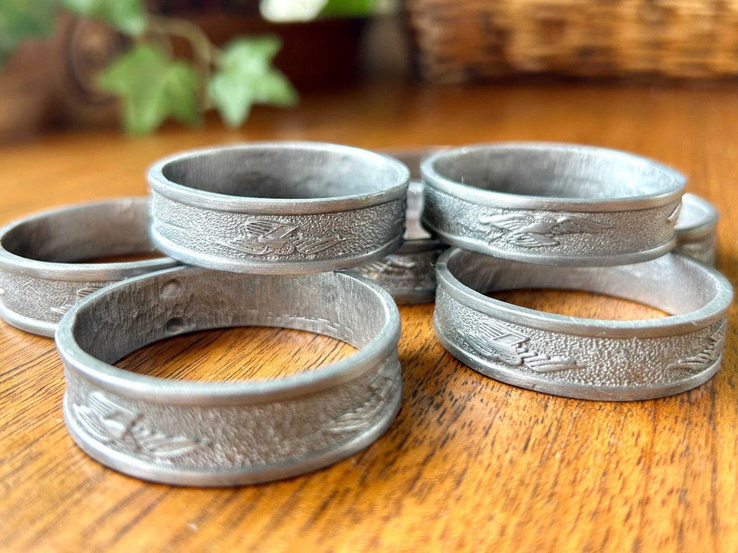 Set of 8 Vintage Pewter Napkin Rings, The Great Shield, United States of America