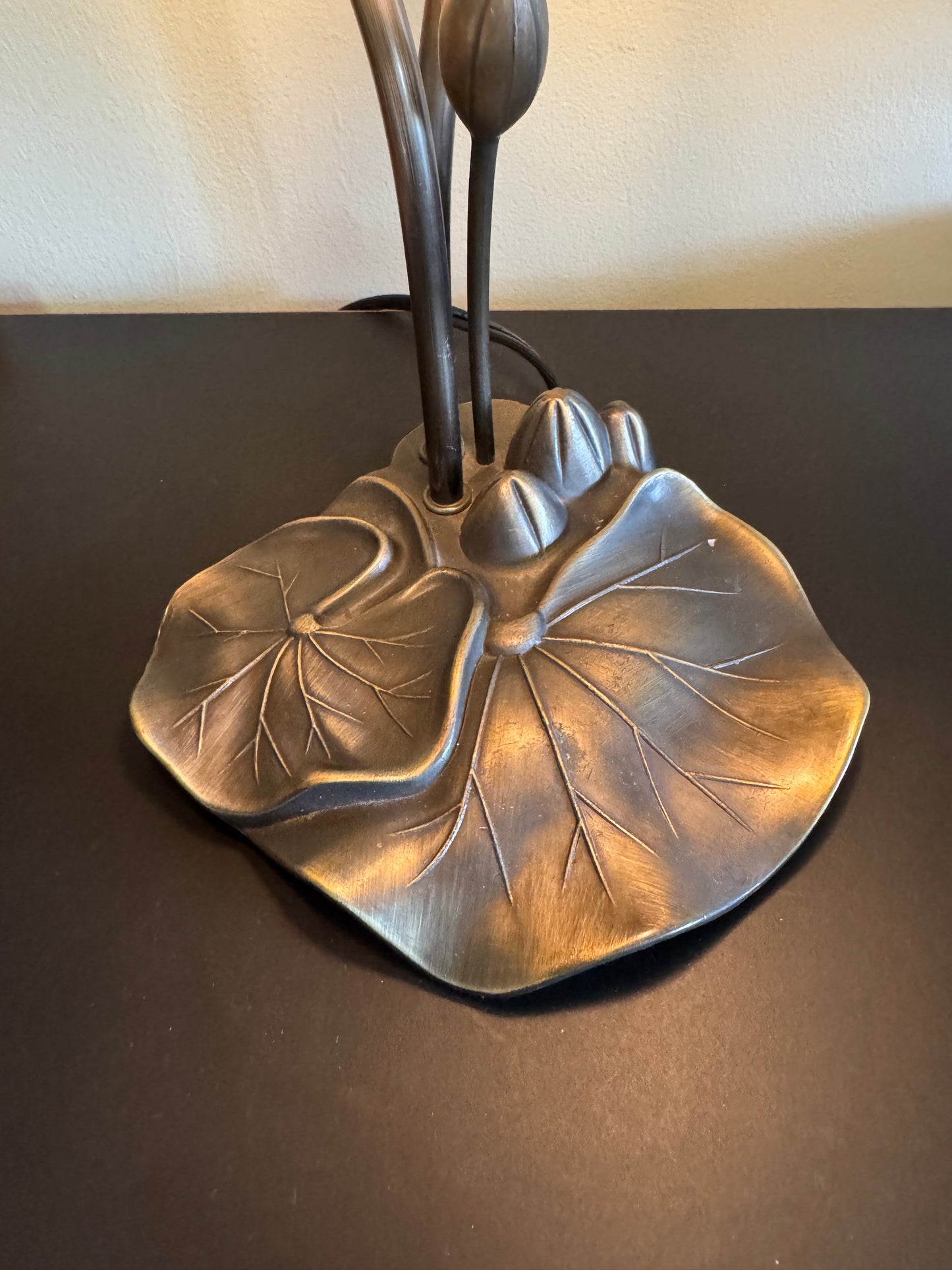 Art Deco Lily Pad Table Lamp