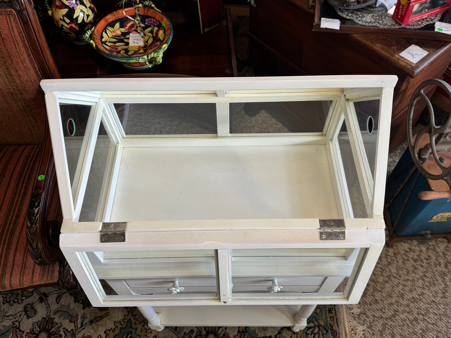 White Terrarium Table