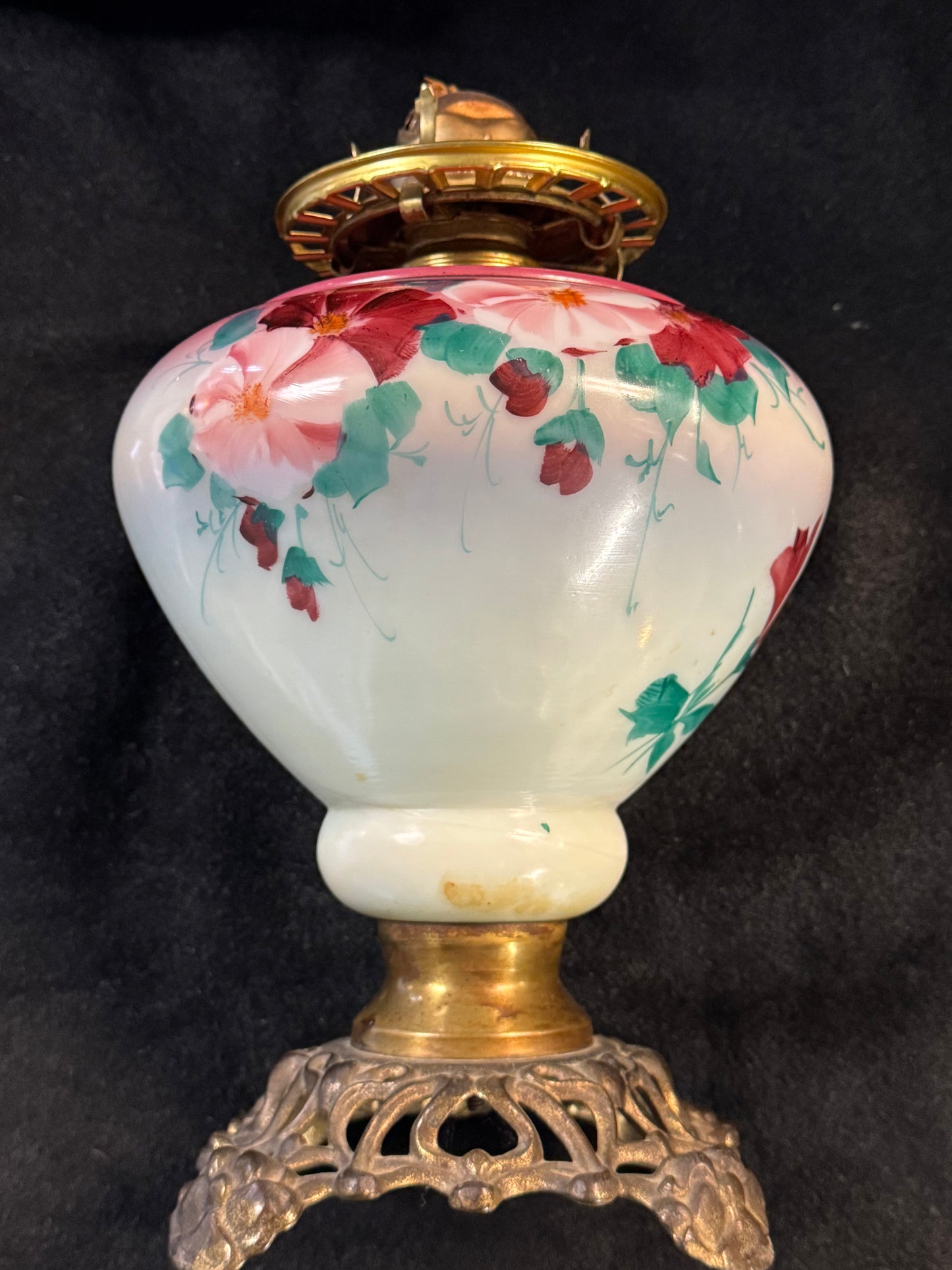 Elegant Floral Designed Hand-Painted Oil Lamp