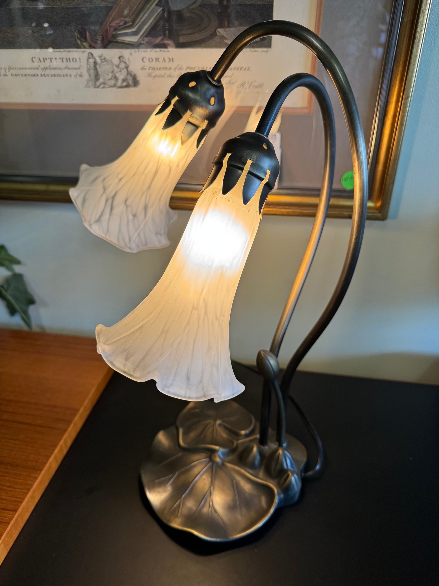 Art Deco Lily Pad Table Lamp