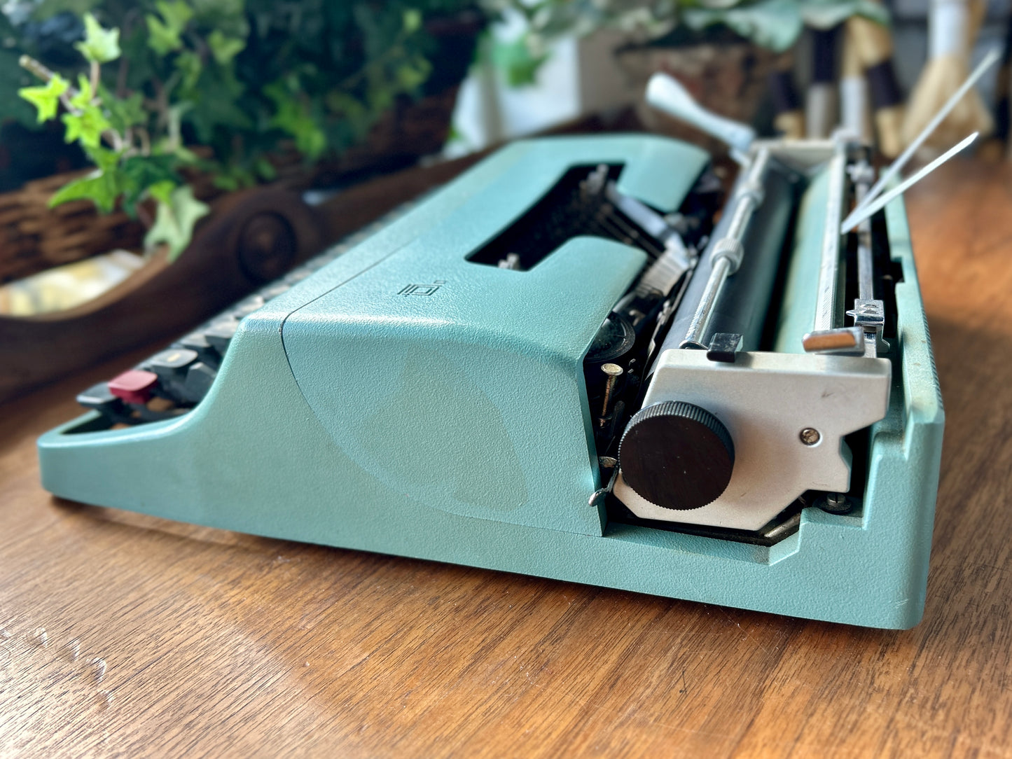 Vintage Blue 1964 Olivetti Lettera 32 Typewriter, Made in Barcelona, Spain, with Pica Font & Original Case