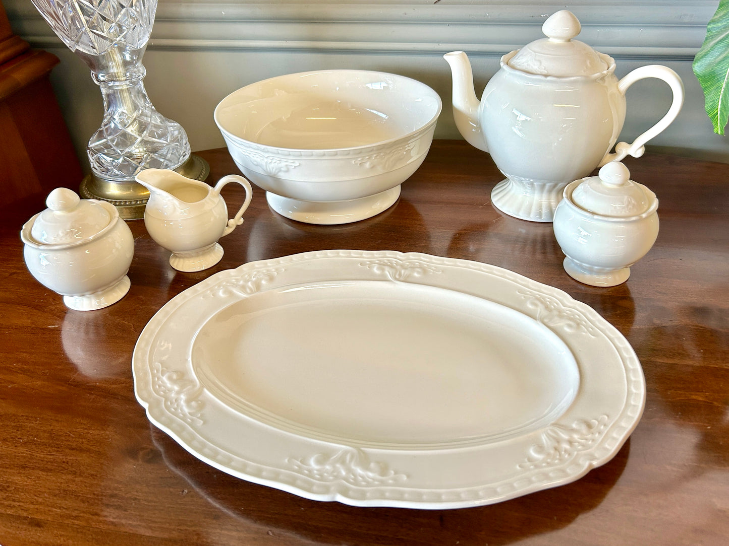 151-Piece Italian China Set, Divina By Wald Creamware; Dishes, Bowls, Teapot, more, with Beautiful Embossed Rim