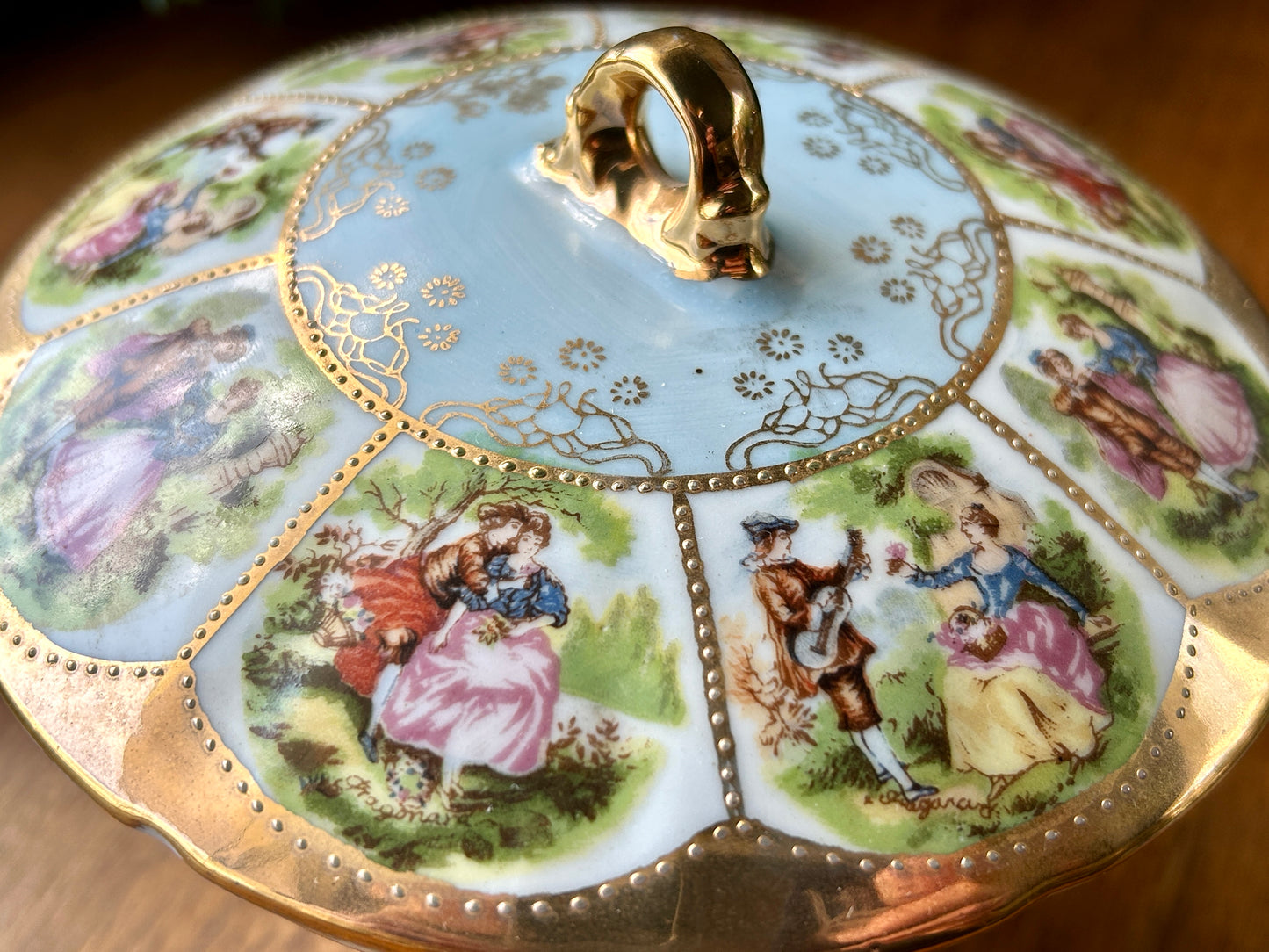 Vintage 1950s Royal Vienna Hand Painted Covered Dish "Courting Couples" Gilt 6"