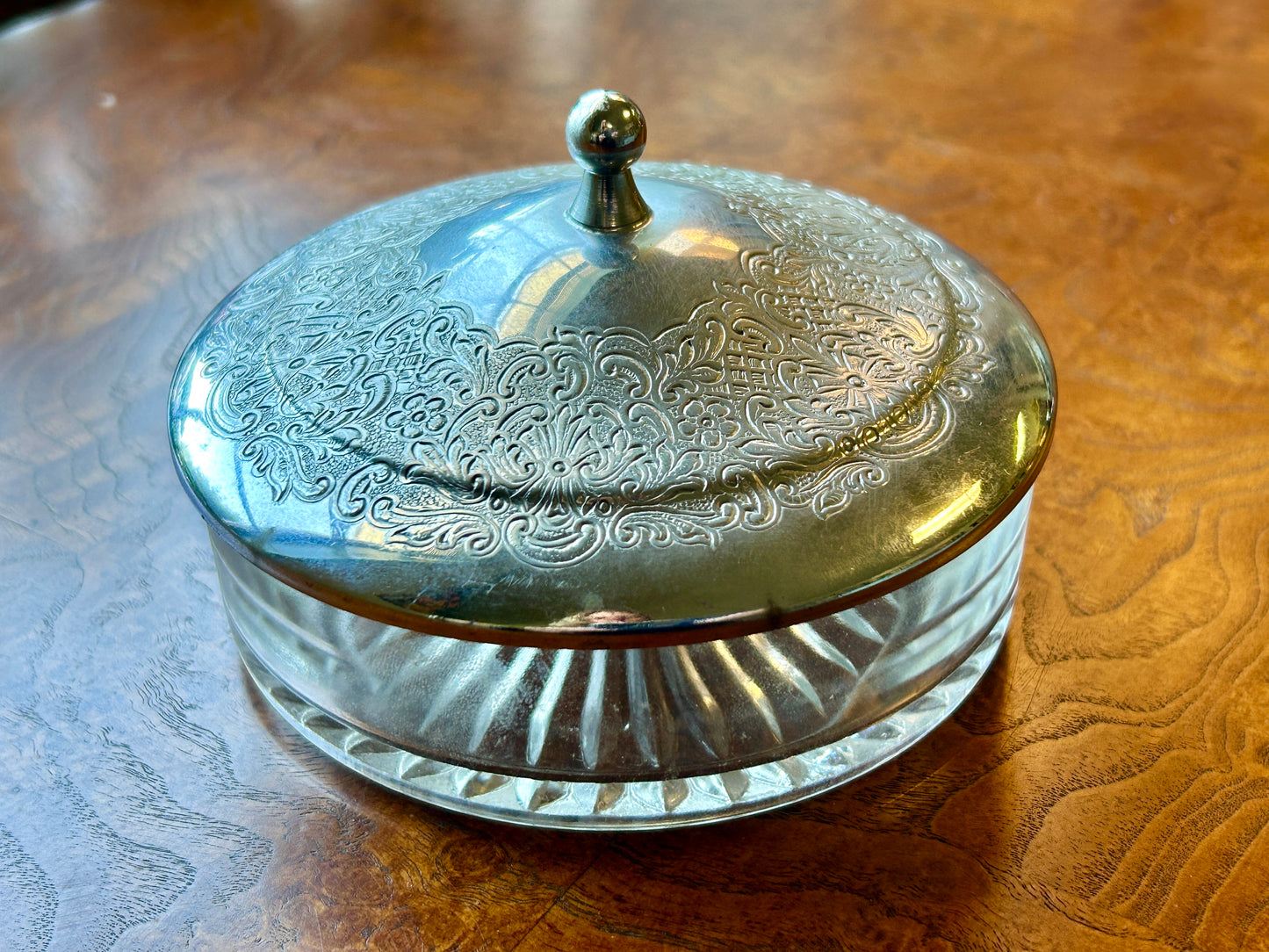 Vintage Clear Glass Candy Dish/Bowl With Silver Tone Metal Lid