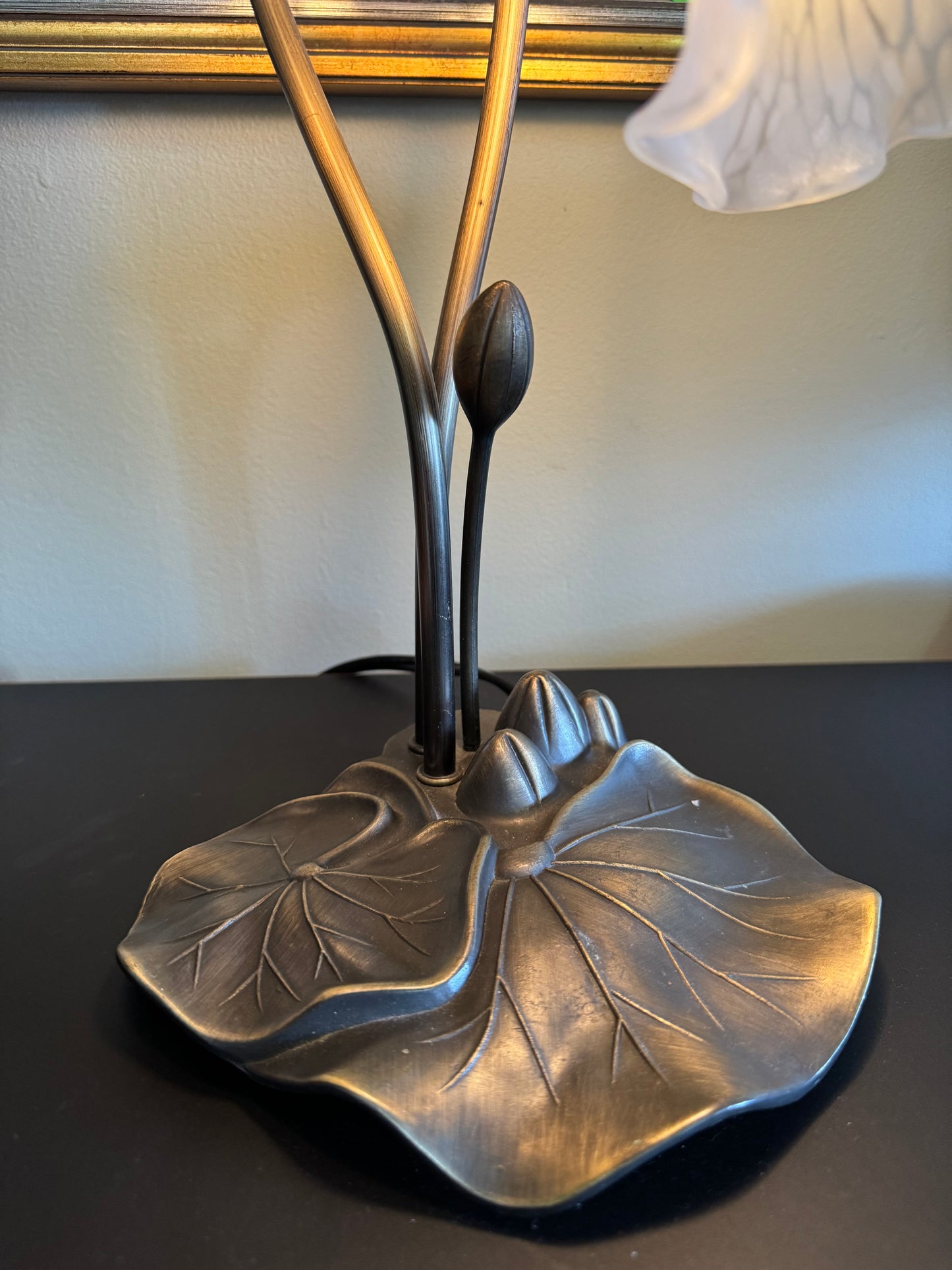 Art Deco Lily Pad Table Lamp